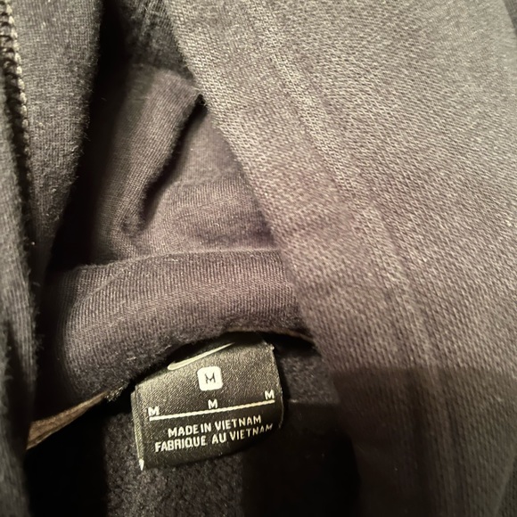 Nike neshaminy sweatshirt - Picture 2 of 2